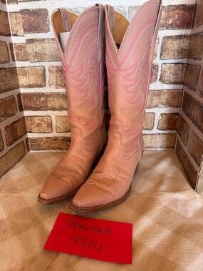 Tecovas Misty Pink annie’s 8